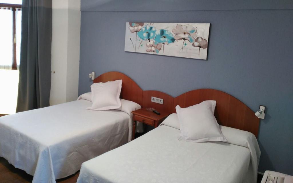 Hotel Urgain Oronoz-Mugaire Εξωτερικό φωτογραφία