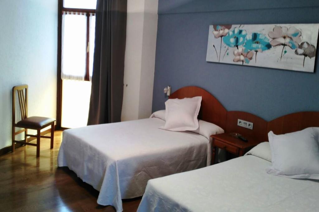 Hotel Urgain Oronoz-Mugaire Εξωτερικό φωτογραφία